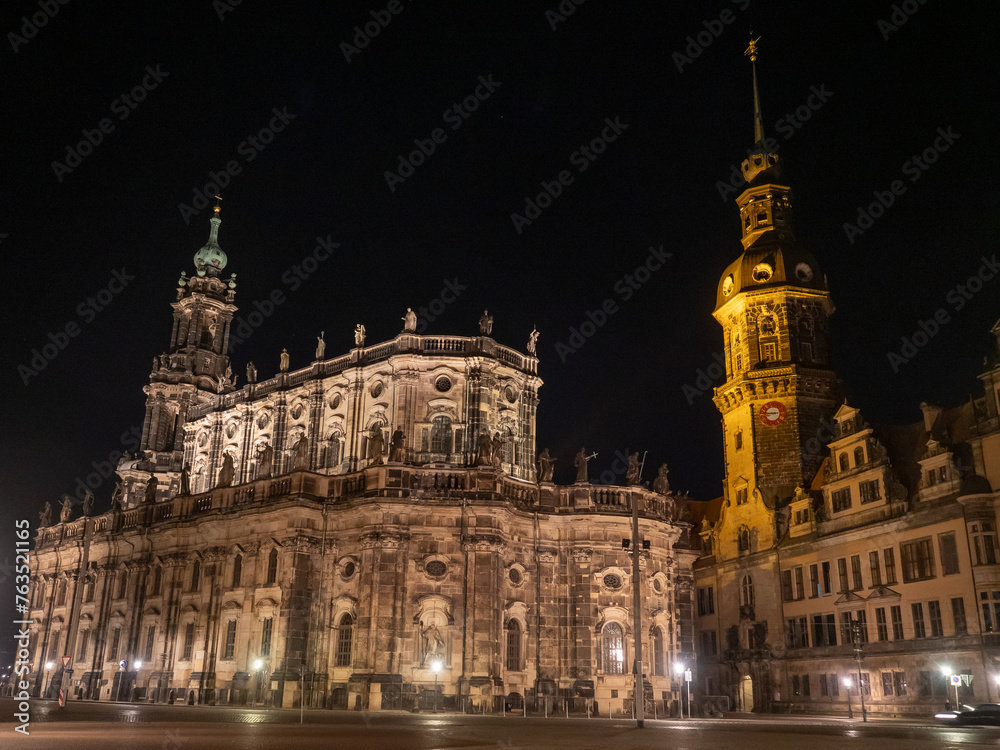 Fototapeta premium Dresden bei nacht