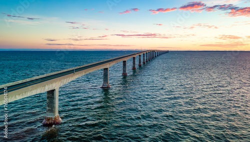 Tableau sur toile Confederation Bridge to Prince Edward Island