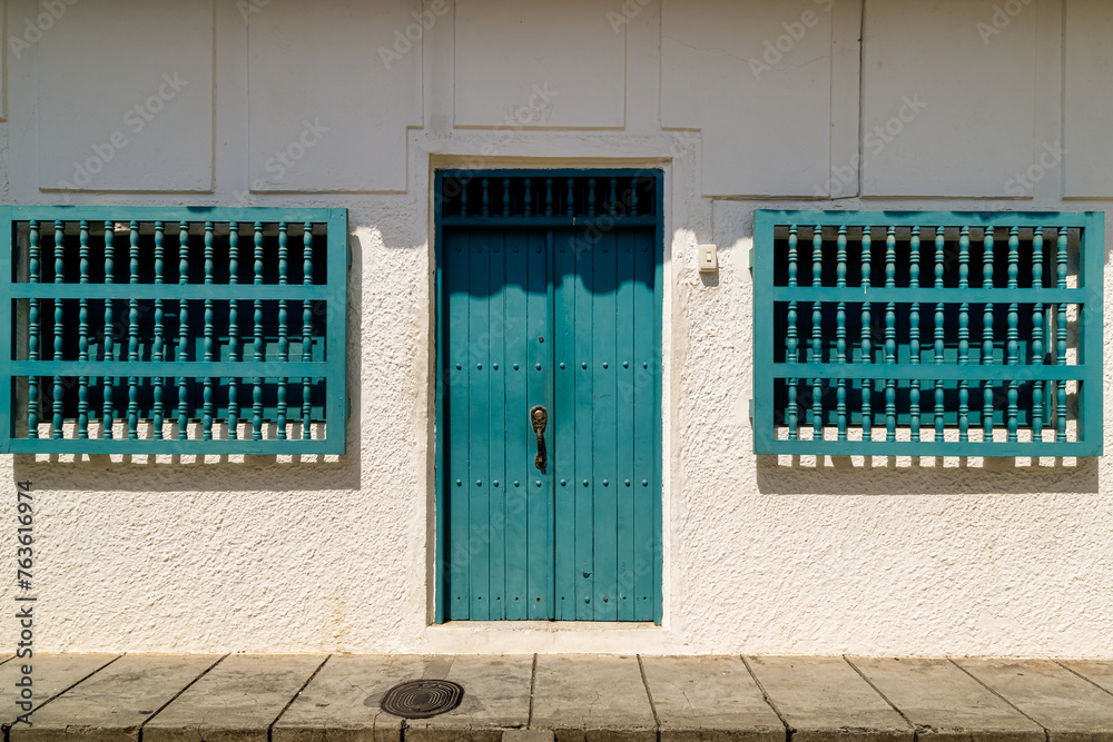 Fototapeta premium Facade of a typical house in Santa Fe de Antioquia, Colombia