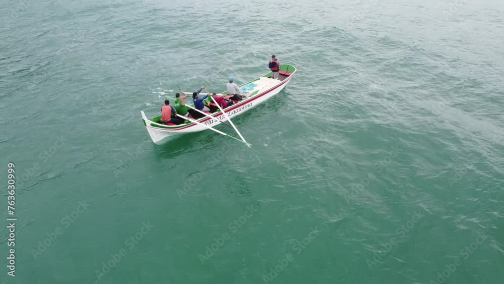 Pesca Tainha Artesanal Drone Costão Santinho Florianópolis Praias Comunidade Pesqueira Cultura Tradicional Embarcações Rede Pesca Pesqueiros Peixes Cardume Arte Pesqueira Patrimônio Cultural Tradição