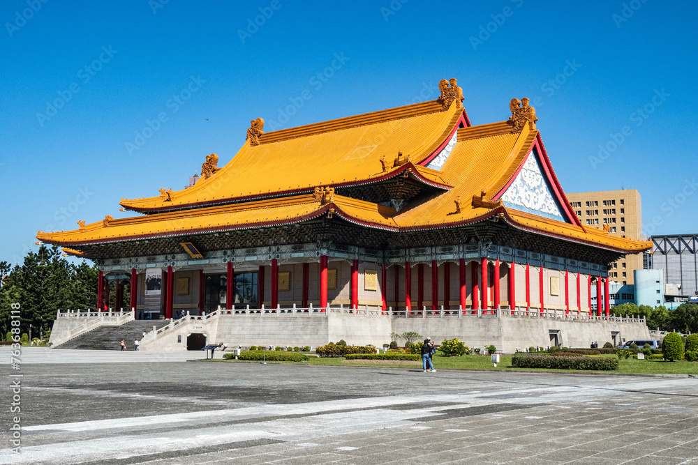 Fototapeta premium National Concert Hall at Chiang Kai-shek Memorial Park, Taipei, Taiwan