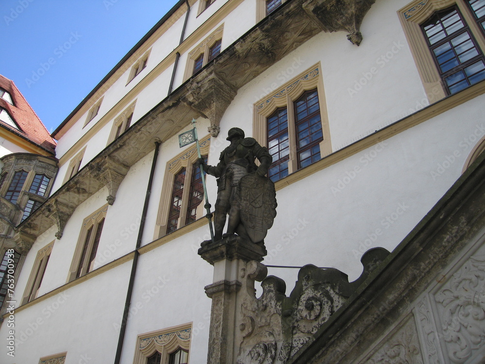 Obraz premium Skulptur im Schlosshof Schloss Hartenfels in Torgau