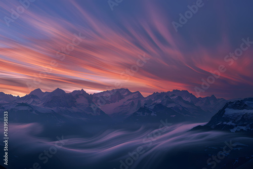 Magisches Alpenglühen: Langzeitbelichtung eines Sonnenuntergangs bzw. Sonnenaufgangs in den Alpen / Bergen © Seegraphie