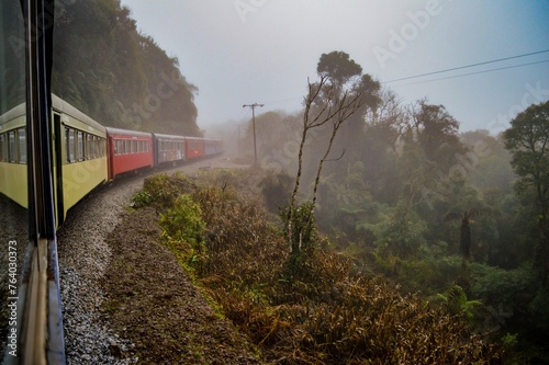 Trem de Curitiba a Morretes photo