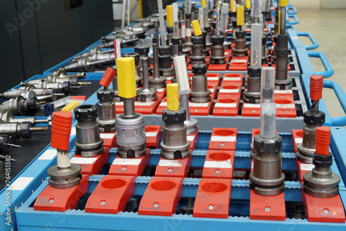 Set di utensili e attrezzi per officina industriale e tornitura di precisione industria manifattura metalli