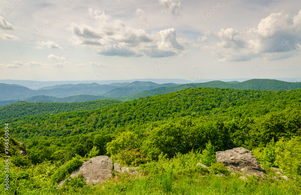 Bearfence Mountain Loop at Shenandoah National Park along the Blue Ridge Mountains in Virginia