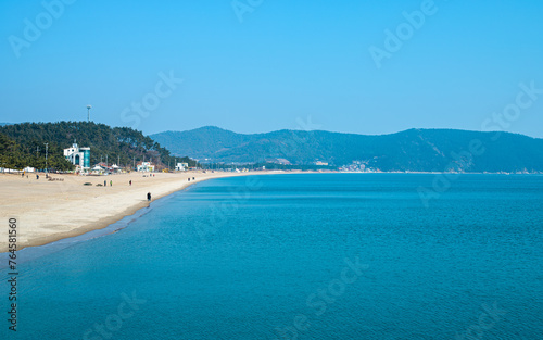 Landscape view of sea beach and blue sky in Wando, South Korea.  © gorkhe1980