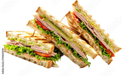Crafting Perfect Club Sandwiches
