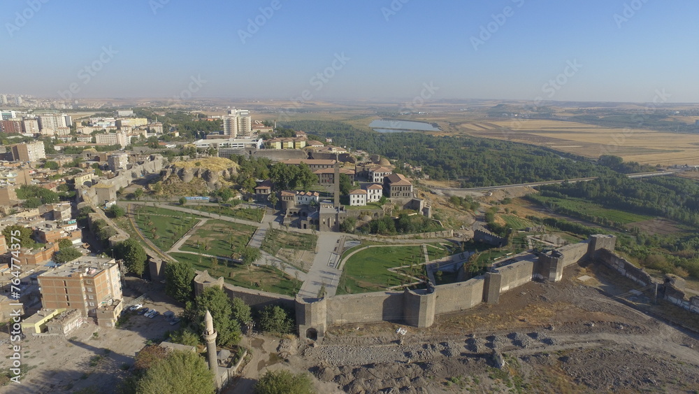 Diyarbakir ic kale hazreti Suleyman turbesi