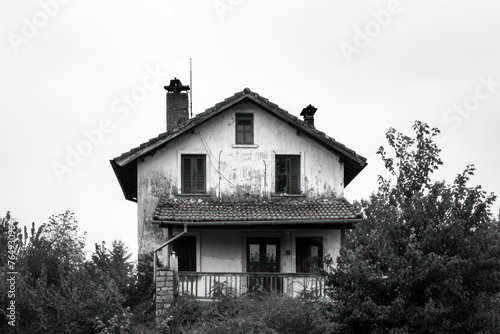 House, Black and white colours. © Hunman