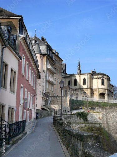Straße am Rande der Altstadt von Luxemburg
