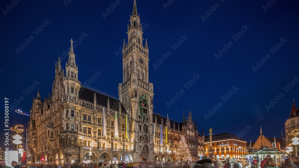 Fototapeta premium Marienplazt Old Town Square with New Town Hall day to night timelapse hyperlapse. Bavaria, Germany