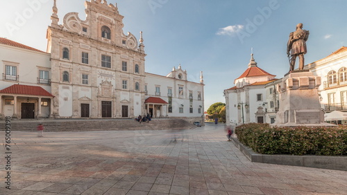 Tableau sur toile Panorama showing Sa da Bandeira Square with a view of the Santarem See Cathedral timelapse