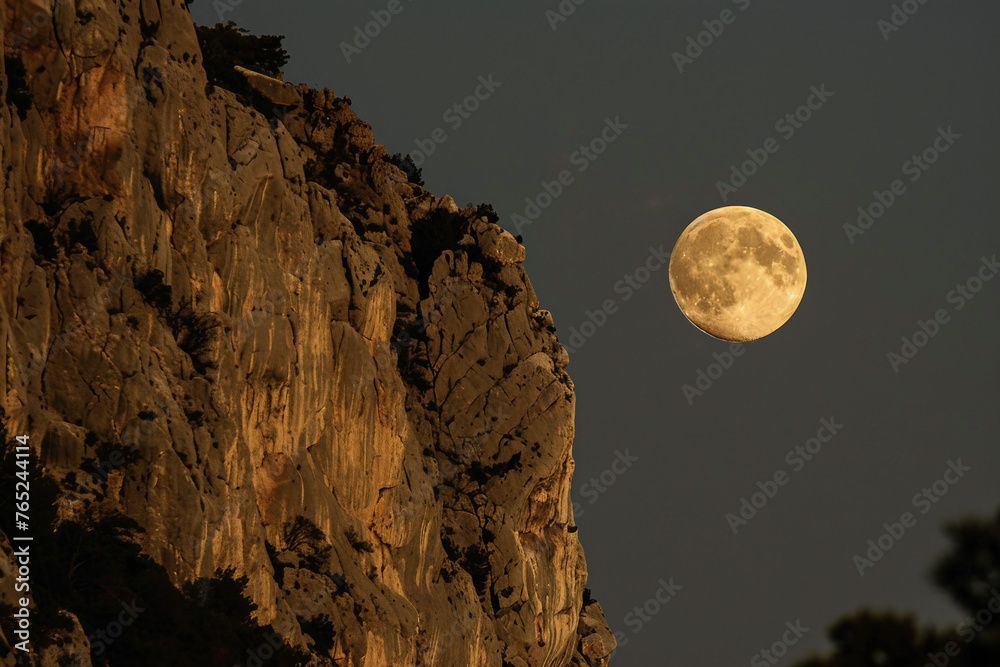 Moon in the mountain
