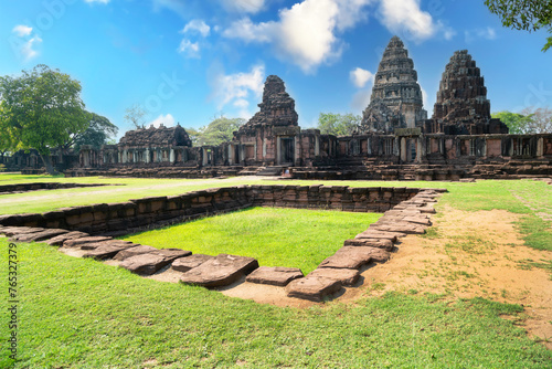 The Phimai historical park is one of the largest Khmer temples of Thailand. photo