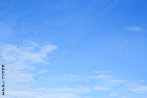 Fototapeta Naklejka Na Ścianę i Meble -  cloud on blue sky