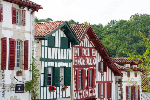 Les maisons à colombages du village de La Bastide Clairence, l'un des plus beaux villages de France