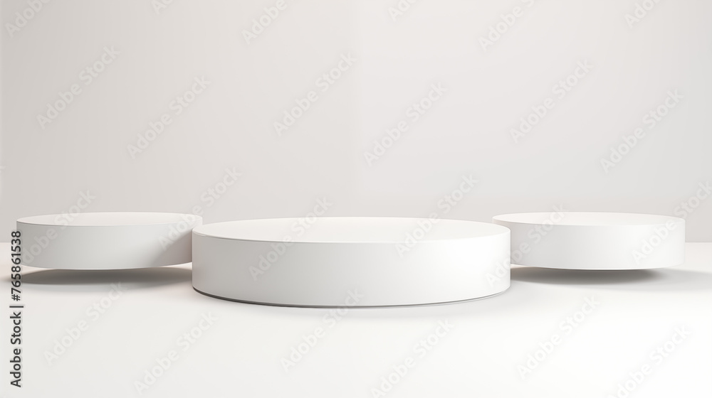 Petits podiums blancs et arrondis sur fond blanc. Piédestal, podium, mise en avant. Mock up, composition. Fond pour conception et création graphique. Petits podiums blancs et arrondis sur fond blanc. Piédestal, podium, mise en avant. Mock up, composition. Fond pour conception et création graphique.