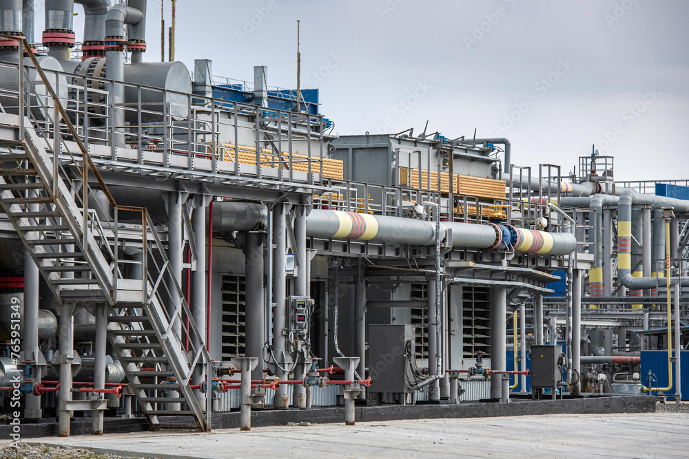 Fototapeta premium the plant of energy hydrocarbons 