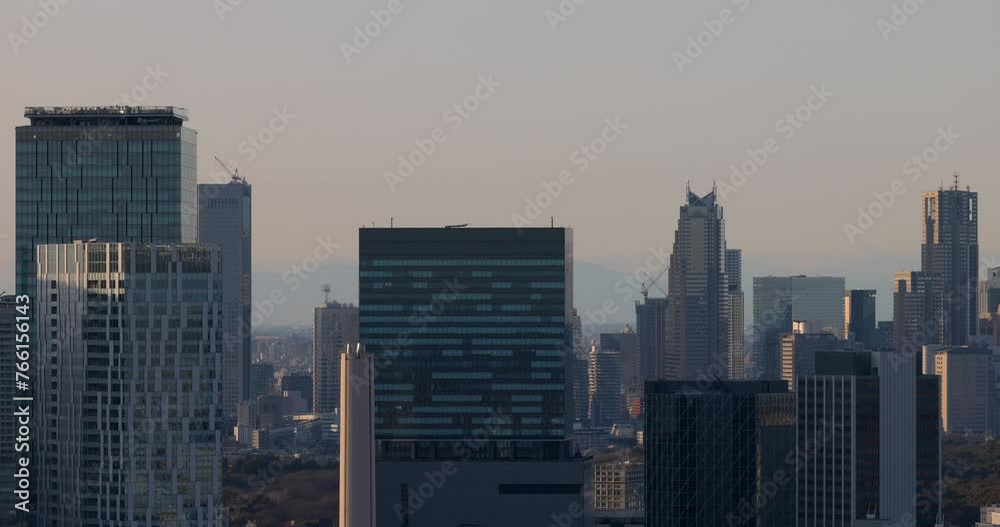東京の高層ビル群。渋谷方面の夕景。 東京の高層ビル群。渋谷方面の夕景。