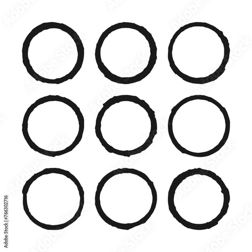 Hand Drawn Rough Edge Circle Frames