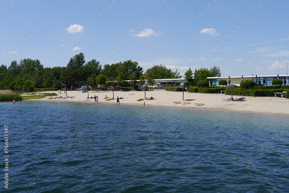 Badestrand am Großen Goitzschesee in Bitterfeld-Wolfen Badestrand am Großen Goitzschesee in Bitterfeld-Wolfen