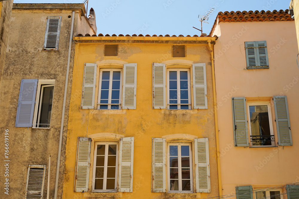 houses