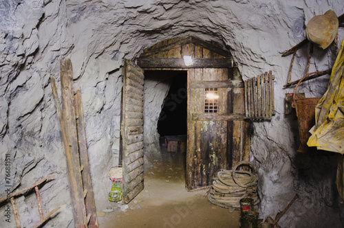 Abandoned mine.
Storage of miners' materials and clothes. 