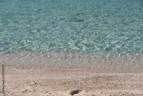 Fototapeta Naklejka Na Ścianę i Meble -  Crystal blue water on a sandy beach in Croatia