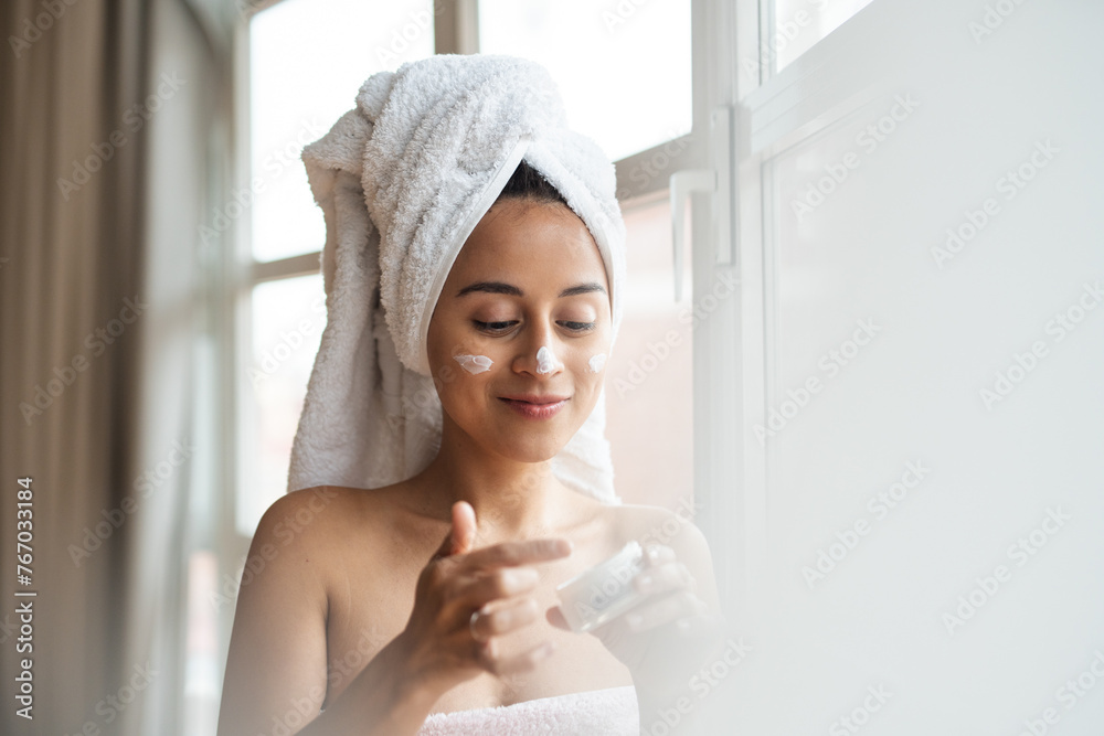 Morning skincare routine with moisturizing cream Morning skincare routine with moisturizing cream