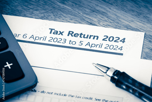 Tax return form UK 2024 photo