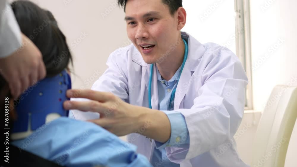 Young Doctors checking patients with neck injuries caused by lying pillow in the wrong position causing stiff neck injury, Doctor writing prescriptions to patients. Doctor talk consults patient. Young Doctors checking patients with neck injuries caused by lying pillow in the wrong position causing stiff neck injury, Doctor writing prescriptions to patients. Doctor talk consults patient.