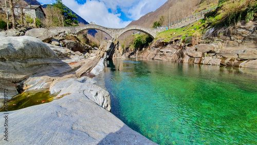 Tessin, Schweiz: Der Ponti dei Salti im Versascatal photo