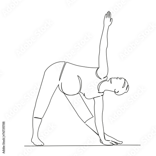 pregnant woman in Parivrtta Trikonasana