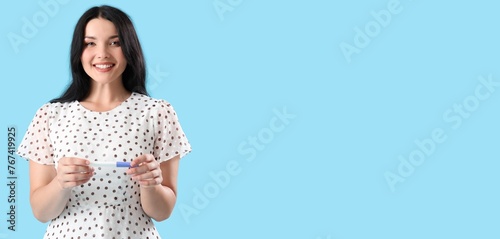 Happy woman with pregnancy ...