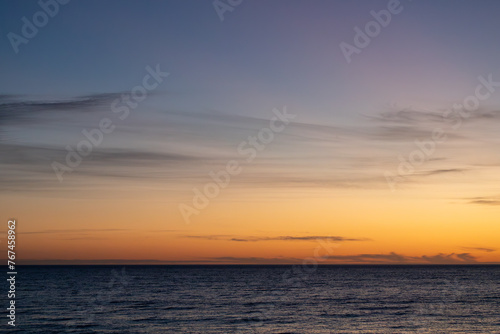 Fototapeta Naklejka Na Ścianę i Meble -  sunset over the sea