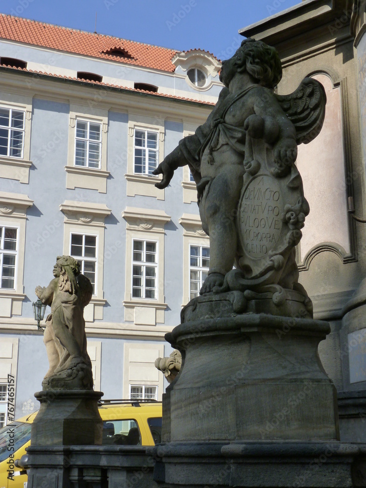 Statues à Prague