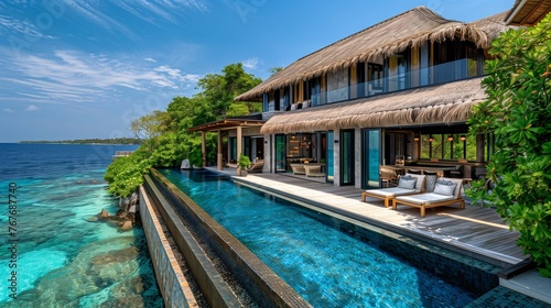 Luxurious Beachfront Villa with Infinity Pool © lin
