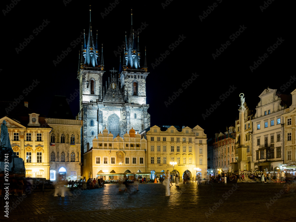 Praga, Piazza della Città vecchia, di notte