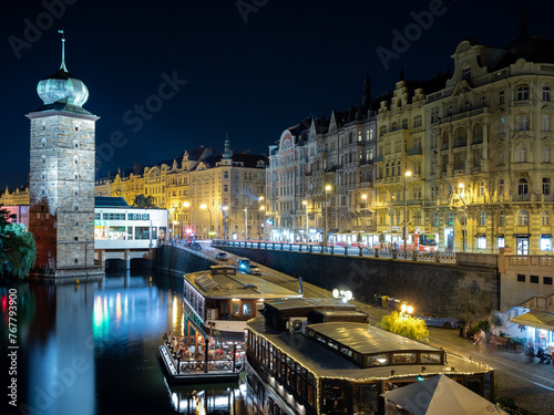 Konstfotografi Praga: panorama notturno sul fiume Moldava