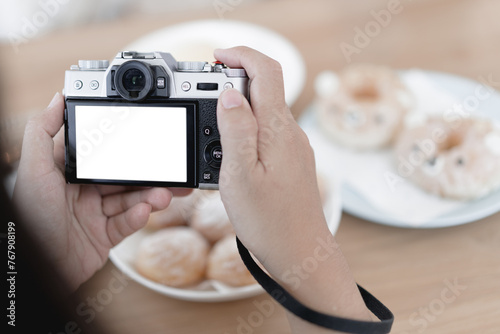 Photographing Food with a Digital Camera