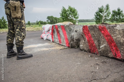Foto Checkpoint of Armed Forces of Ukraine near Dobropillia during Russo-Ukrainian Wa
