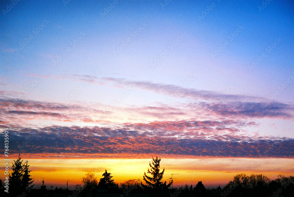 Zdjęcie analogowe wieczornego nieba 2