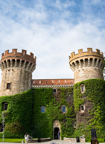 Obraz na płótnie Castillo de Peralada (Girona - Cataluña - España).
Peralada Castle (Girona - Catalonia - Spain)
w salonie