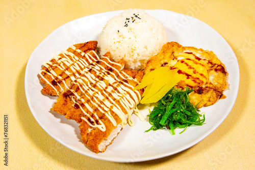 Chicken steak rice bowl