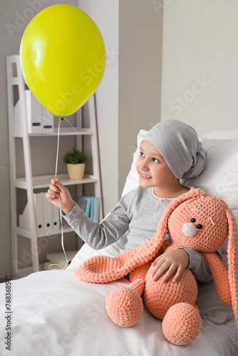 Little girl after chemother...