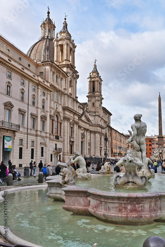 Roma, piazza Navone e chiesa di Santa Agnese in Agone photo