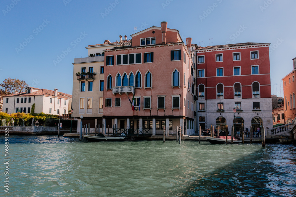 the beauties of Venice and its surroundings