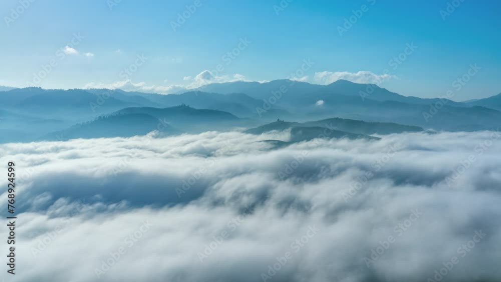 Timelapse of beautiful fog rolling over mountain in Gunung Silipat viewpoint, Ai yerweng, Yala, Thailand
Timelapse of beautiful fog rolling over mountain in Gunung Silipat viewpoint, Ai yerweng, Yala, Thailand
