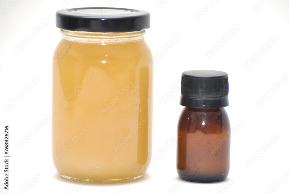 Natural Treasure of Southern Mexico: Bee Honey, Pollen and Pure Royal Jelly Natural Treasure of Southern Mexico: Bee Honey, Pollen and Pure Royal Jelly